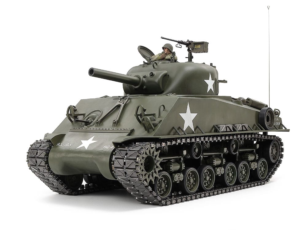 【タミヤ1/16RC】敵の砲撃を避けつつ側面攻撃で敵戦車を撃破せよ！【M4シャーマン】